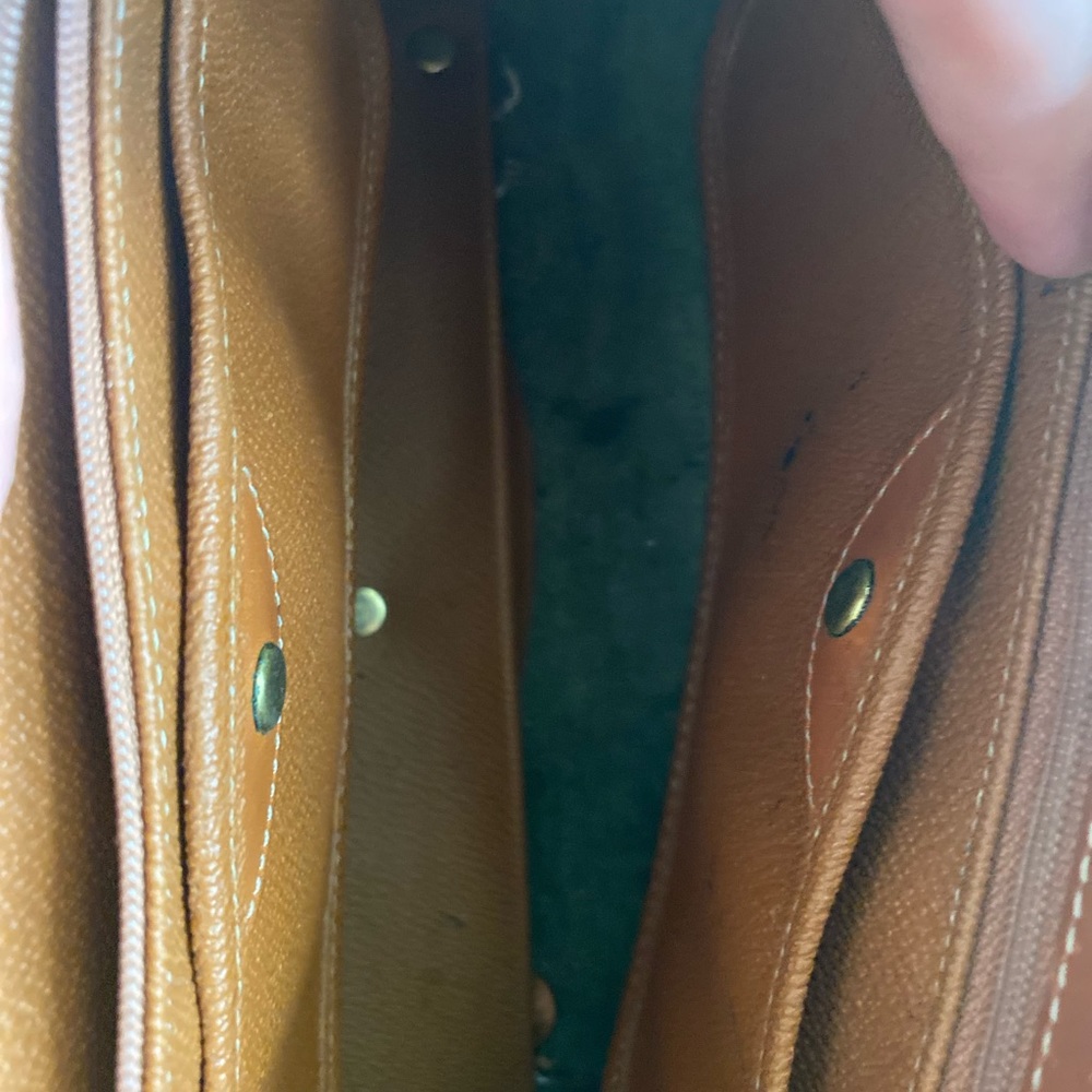 Dooney & Bourke Classic Vintage All-Weather Leather Handbag Green - Picture 6 of 9
